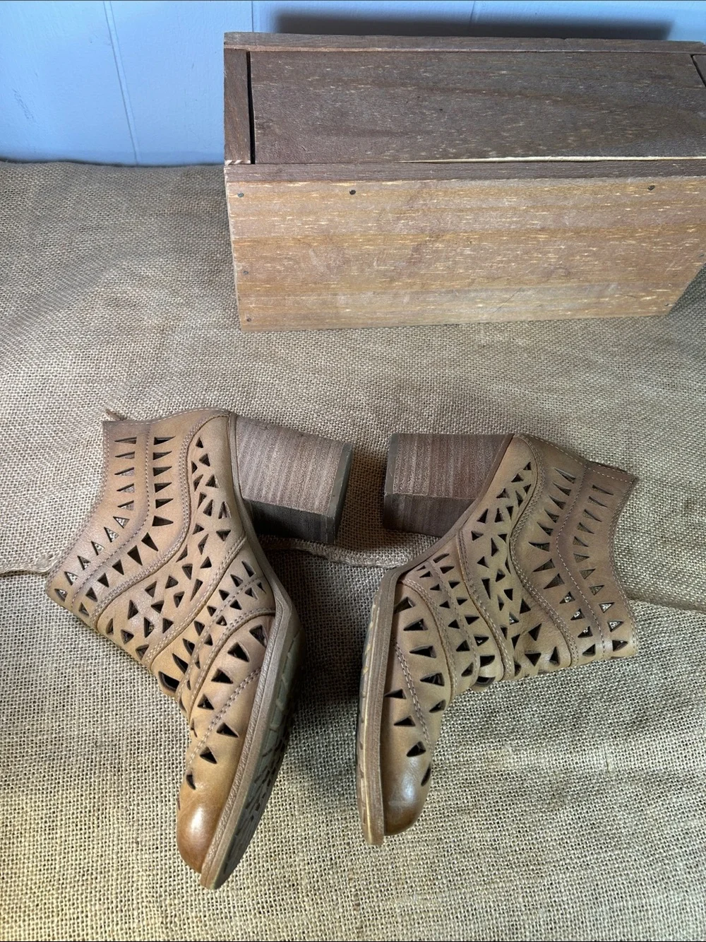 Sofft Westwood Laser Cutout Leather Ankle Booties